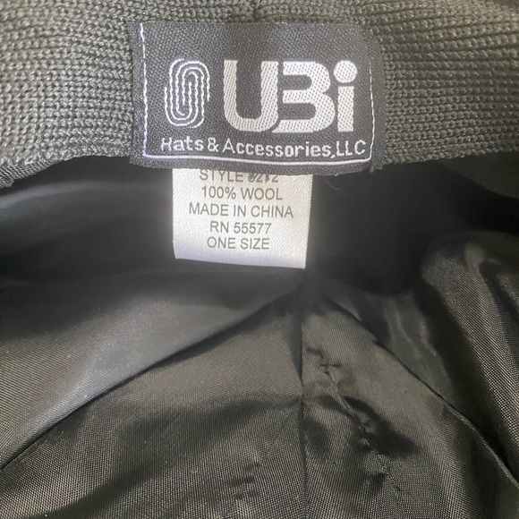 Classic Gray Wool Newsboy Cap - Picture 4 of 5